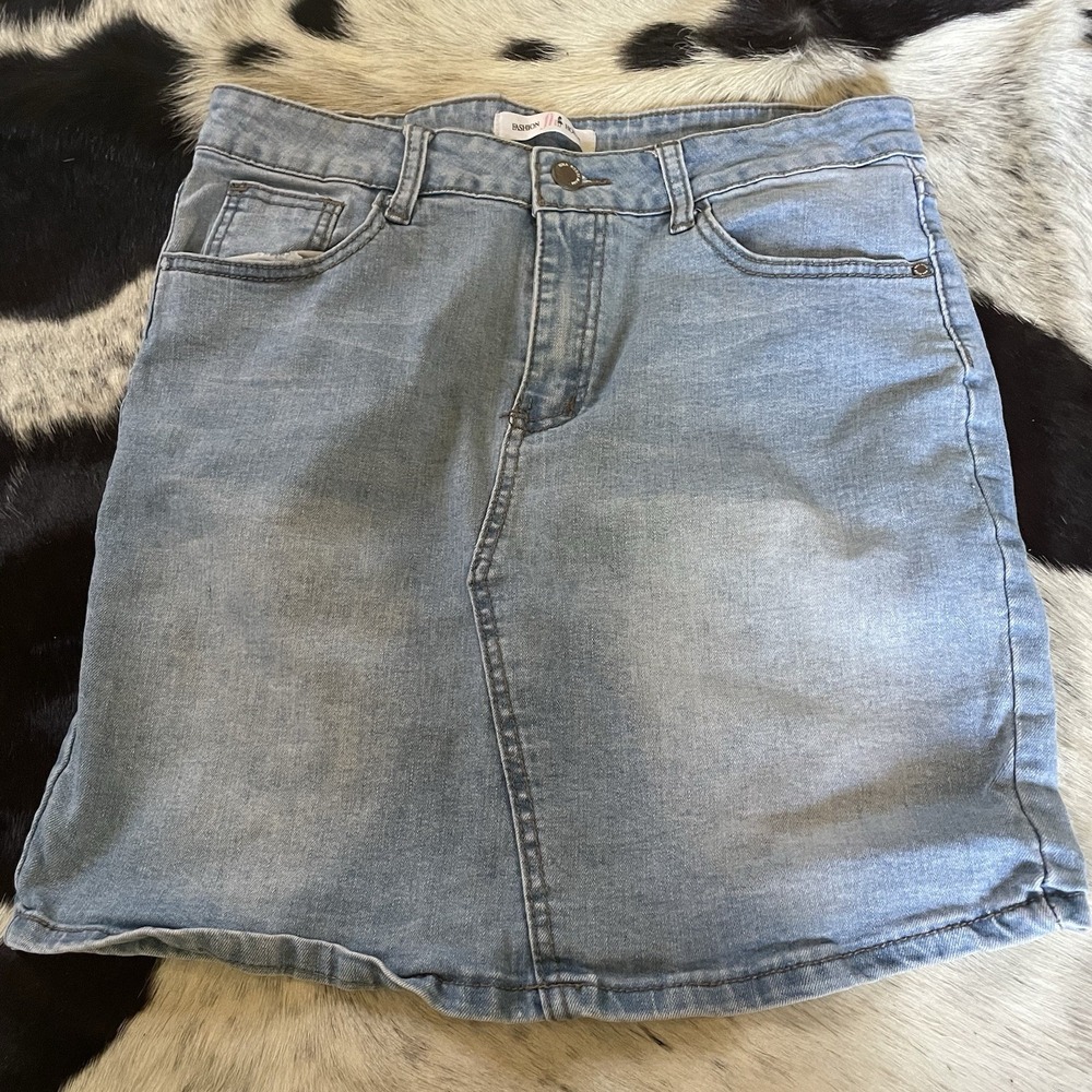 Fashion House  L Denim Jean Short Skirt 5 Pockets Belt‎ Loops